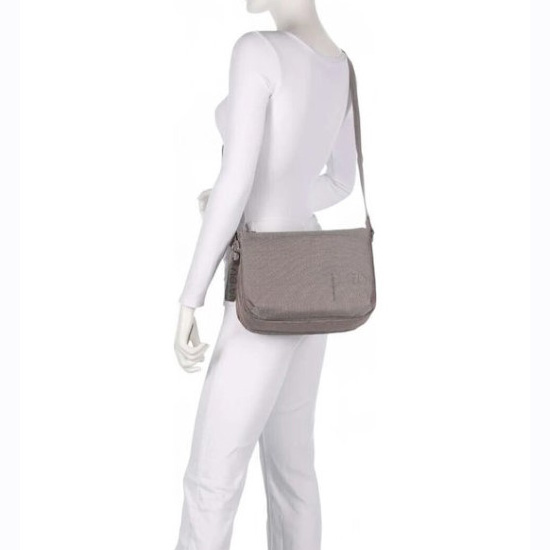 xiasti-omou-taupe-5 xiasti-omou-taupe-5